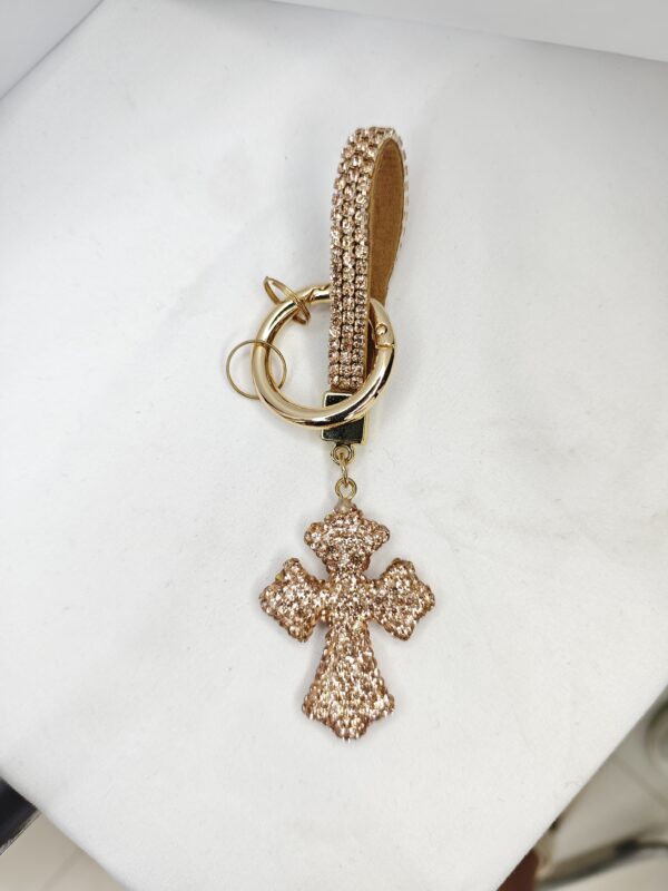 Full diamond cross pendant