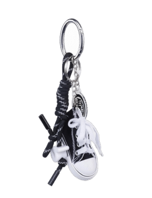 trendy shoe pendant—2