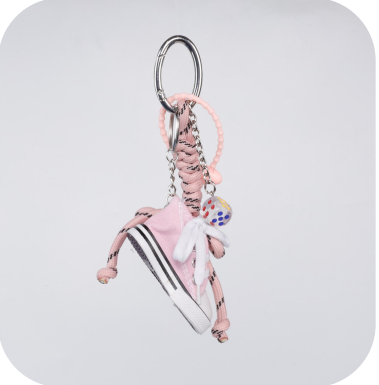 trendy shoe pendant—1