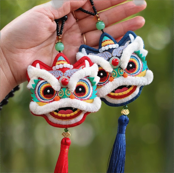 Awakened Lion Embroidered Decorative Piece